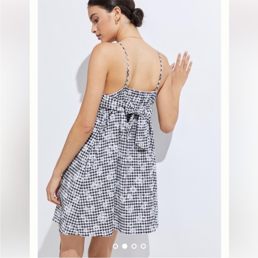 LIKE NEW Amadi by Anthropologie Gingham Daisy Mini Bow Dress